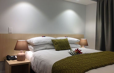 2 ON WHITELEIGH MOTEL