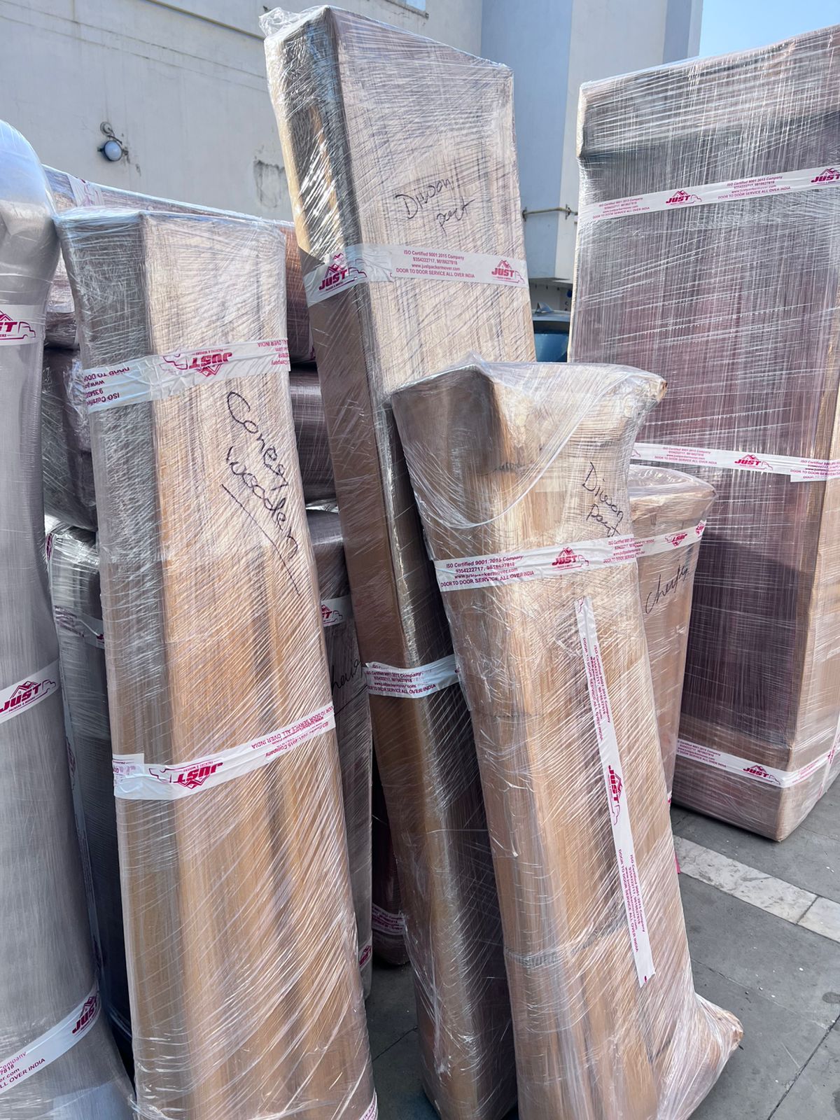 Just Packers Movers And Transport Company Noida