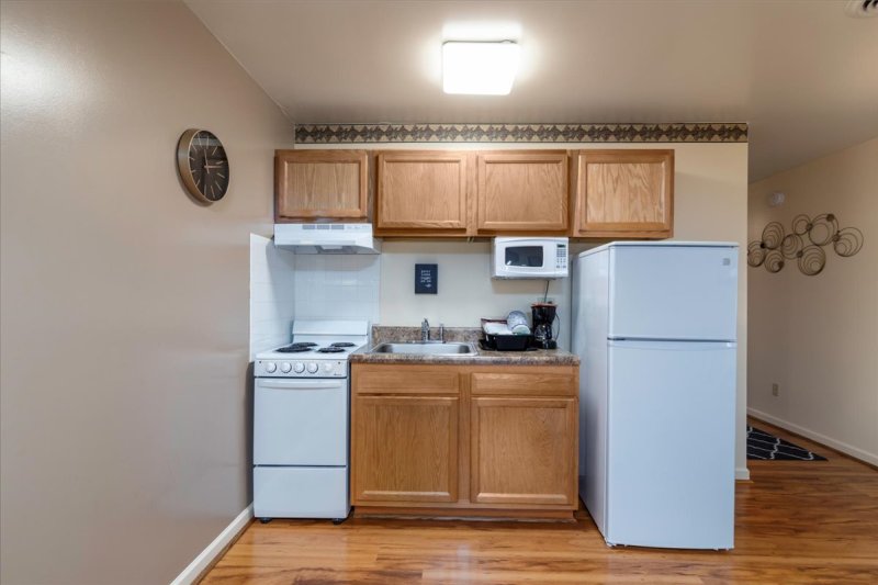 Affordable Corporate Suites - Gallery 9