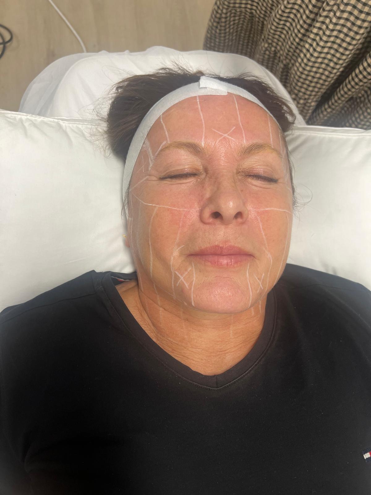 Bollywood Cuts N Brows - Gallery 1