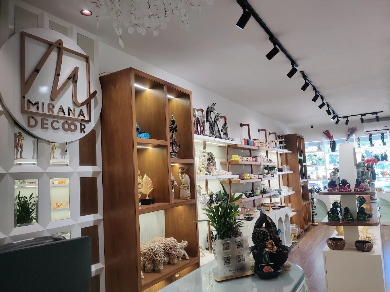 Mirana Decoor - Gallery 3