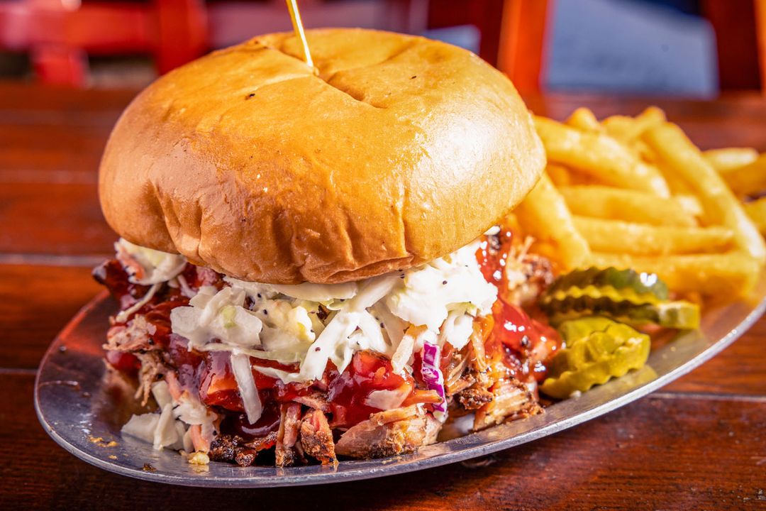 Bubba's Smokehouse & Spirits - Gallery 3