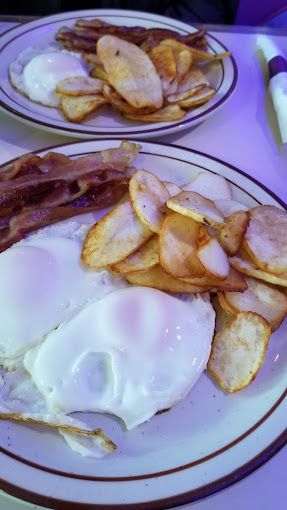 Rayauda's Restaurant - Gallery 5