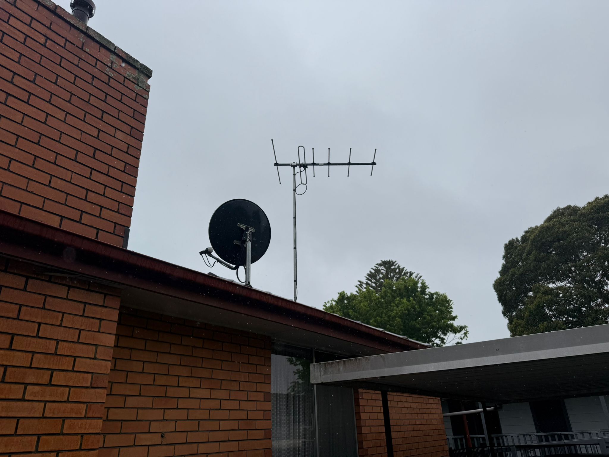 Sky Connection Antennas & Security - Gallery 7