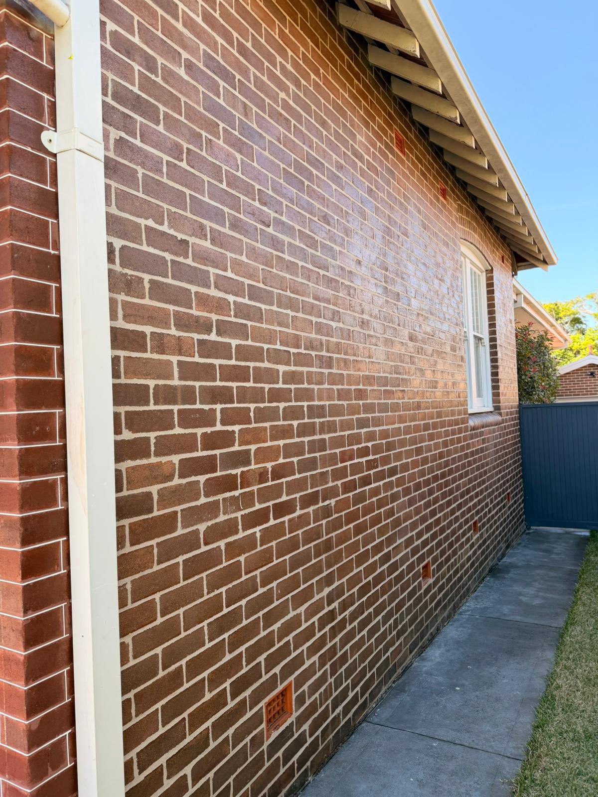 Tuckpointing By The Brick & Stone Doctors - Gallery 13